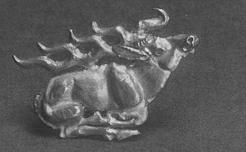 Золотая бляшка — лежащий олень. Чиликты, курган №5.