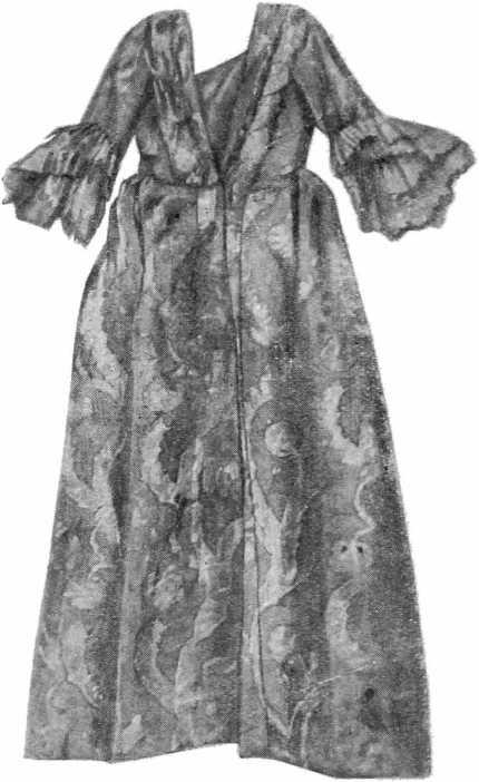 Рис. 14б. Платье XVIII в. из Георгиевского монастыря