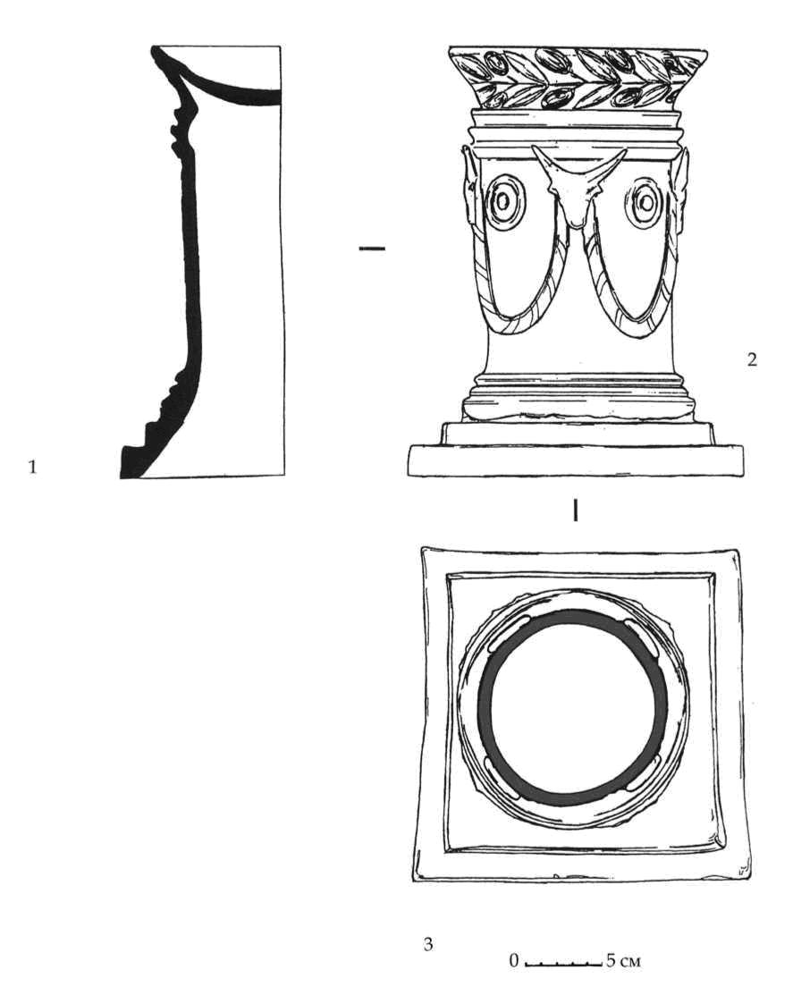 Рис. 92. Керамический алтарь из мавзолея