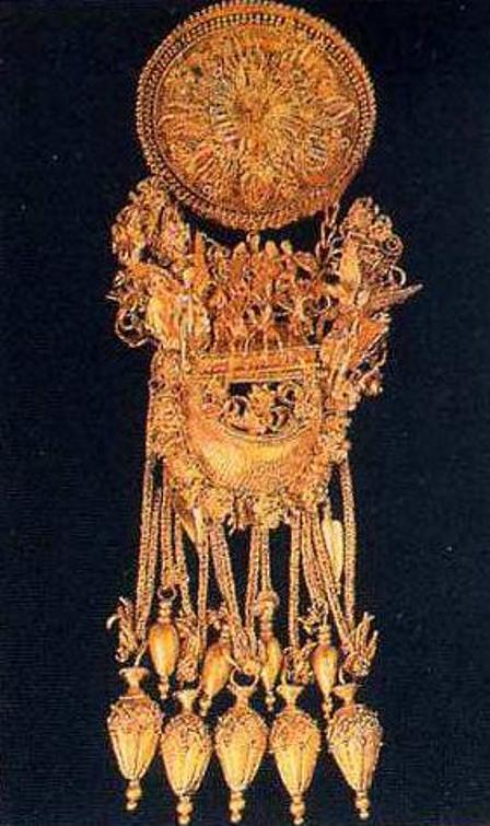 Золотая серьга,Феодосия, IV в. 