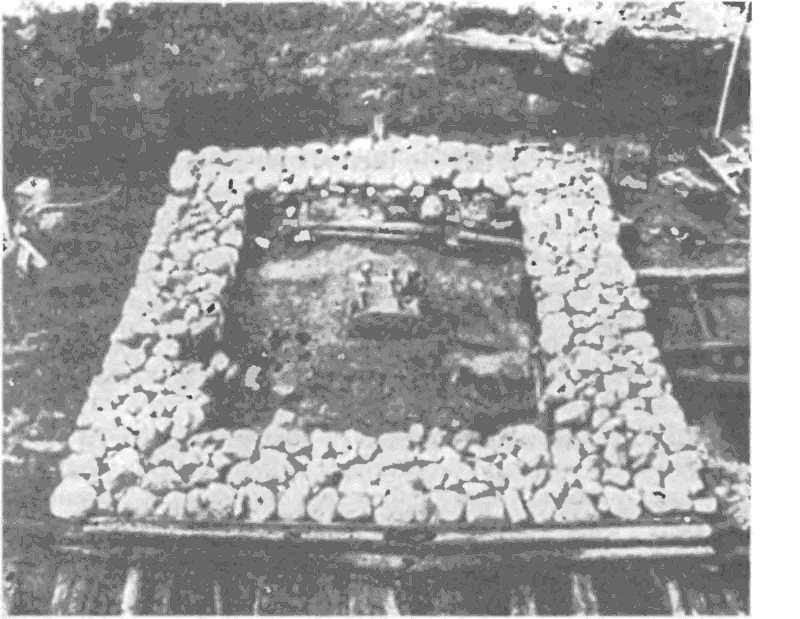 Фундамент каменного дома новгородского посадника Юрия Онцифировича
