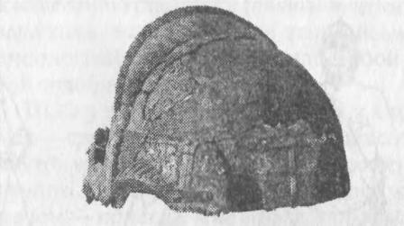 Рис. 80. Шлем из погребения Вендель XII