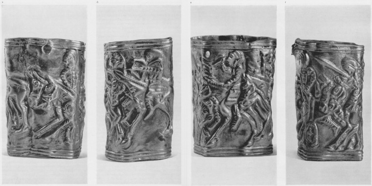 192 а, б, в, г. Золотая оковка со сценой возвращения воинов из набега (увеличено). Сибирская коллекция.