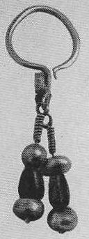 249. Золотая серьга с шариками (увеличено). Сибирская коллекция.