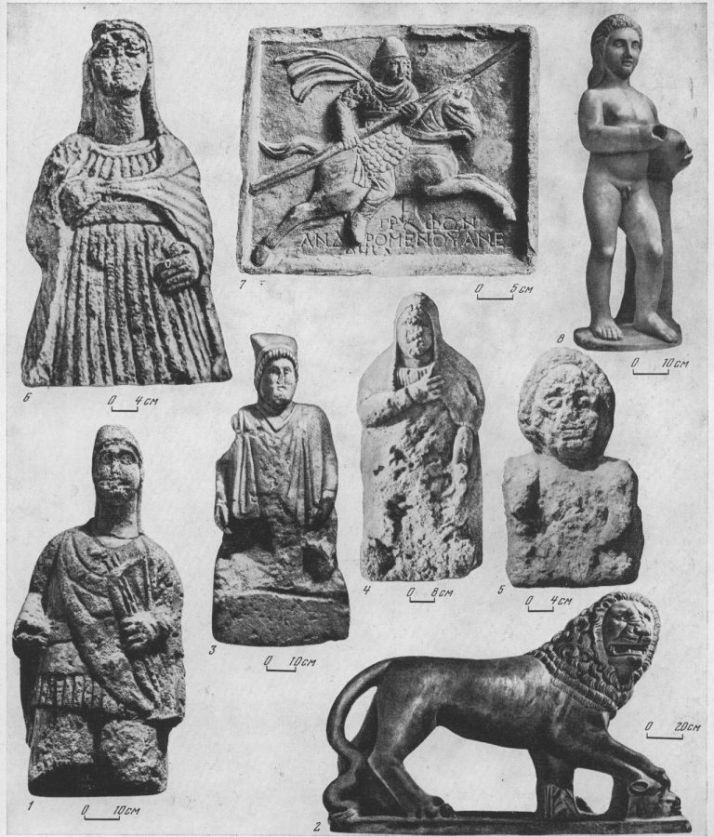 Таблица CIII. Скульптура III в. до н. э. — III в. н. э. 1 — статуя воина с луком, III в. до н. э., Фанагория; 2 — статуя льва, I в. до н. э., Пантикапей; 3 — надгробная статуя синда, I в. до н. э., Таманский полуостров; 4 — статуя местной жительницы, I в. н. э., Ахтанизовский лиман; 5 — надгробная статуя из Танаиса, III в. н. э.; 6 — статуя местной жительницы, II в. н. э., Пантикапей; 7 — посвятительная плита Трифона, III в. н. э., Танаис; 8 — статуя-фонтап, III в. н. э., Ольвия 1, 3, 7 — известняк; 2, 8 — мрамор. Составитель М. М. Кобылина 