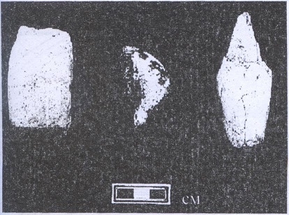 Рис. 25. Орудия (камень) с памятника Иня-11. НОШ 16972, 19638