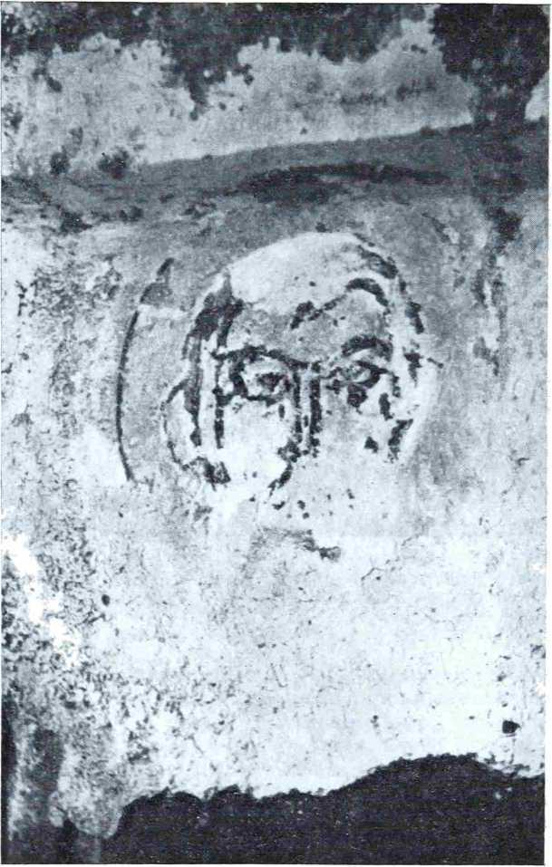 Рис. 8. Остатки фрески на восточной поверхности северо-восточного пилона