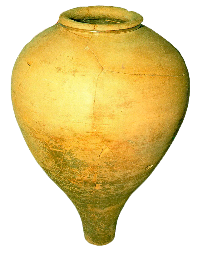 Кувшин для хранения зерна — один из многих, найденных в ремесленном районе в Нижнем городе. Там были также обнаружены кувшины для воды, миски для приготовления пищи и чаши для питья.